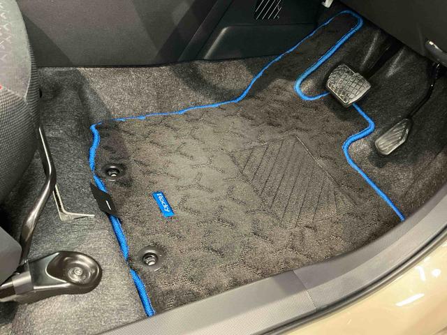 ロッキーＸ　ＨＥＶ７インチナビ　ドラレコ　全方位カメラ　ＵＳＢ入力端子　Ｂｌｕｅｔｏｏｔｈ接続　ＥＴＣ　キーフリー　衝突被害軽減システム　クリアランスソナー　ＬＥＤヘッドライト　オートライト　オートハイビーム（高知県）の中古車