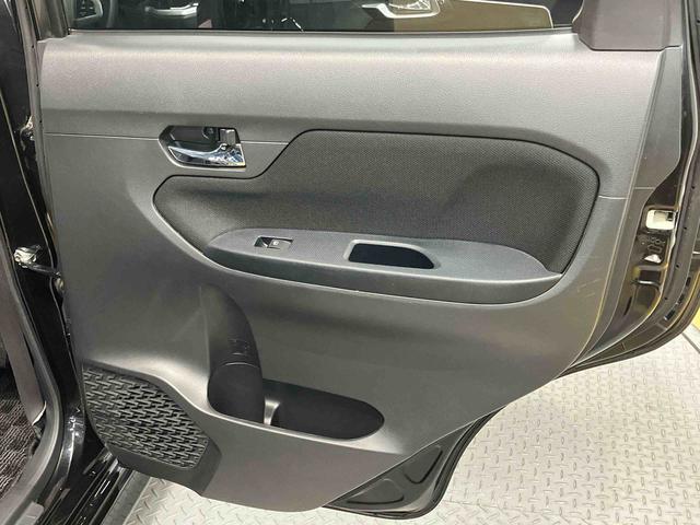 ムーヴカスタム　Ｘリミテッド　ＳＡIII８インチナビ　ドラレコ　後方カメラ　ＵＳＢ入力端子　Ｂｌｕｅｔｏｏｔｈ接続　ＨＤＭＩ入力端子　ＥＴＣ　運転席シートヒーター　キーフリー　衝突被害軽減システム　ＬＥＤヘッドライト　オートライト（高知県）の中古車