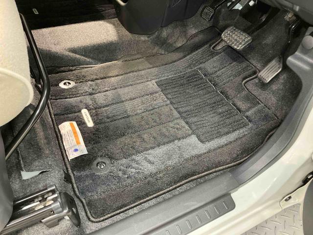 ムーヴキャンバスＧメイクアップリミテッド　ＳＡIII７インチナビ　全方位カメラ　ＵＳＢ入力端子　Ｂｌｕｅｔｏｏｔｈ接続　ＥＴＣ　キーフリー　衝突被害軽減システム　左右電動スライドドア　ＬＥＤヘッドライト　オートライト　オートハイビーム（高知県）の中古車