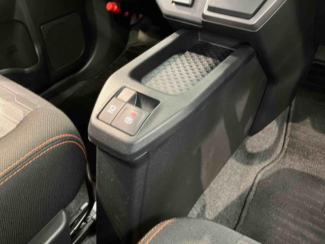 タフトＧ７インチナビ　ドラレコ　後方カメラ　ＵＳＢ入力端子　Ｂｌｕｅｔｏｏｔｈ接続　前席シートヒーター　キーフリー　衝突被害軽減システム　クリアランスソナー　ＬＥＤヘッドライト　オートライト　オートハイビーム（高知県）の中古車