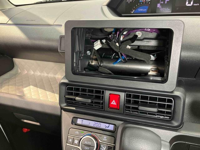 タントＸ後方カメラ　前席シートヒーター　キーフリー　衝突被害軽減システム　左右電動スライドドア　クリアランスソナー　ＬＥＤヘッドライト　オートライト　オートハイビーム（高知県）の中古車