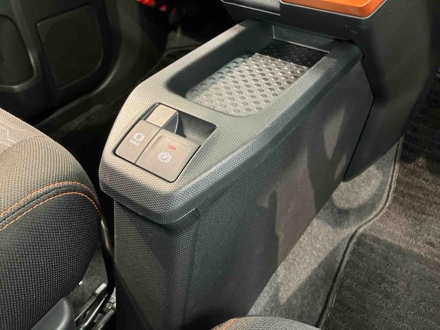 タフトＧ７インチナビ　後方カメラ　ＵＳＢ入力端子　Ｂｌｕｅｔｏｏｔｈ接続　ドラレコ　前席シートヒーター　ＬＥＤヘッドライト　オートライト　オートハイビーム　クリアランスソナー　キーフリー　衝突被害軽減システム（高知県）の中古車