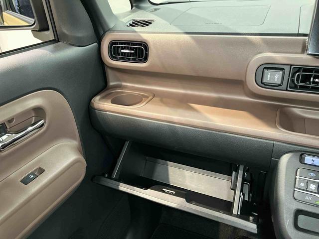 ムーヴキャンバスセオリーＸ　ｅｃｏ　ＩＤＬＥ非装着車ディスプレイオーディオ　後方カメラ　ＵＳＢ入力端子　Ｂｌｕｅｔｏｏｔｈ接続　ＨＤＭＩ入力端子　キーフリー　衝突被害軽減システム　左右電動スライドドア　クリアランスソナー　オートライト　オートハイビーム（高知県）の中古車