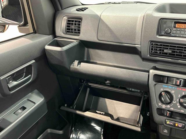 ハイゼットカーゴＤＸ衝突被害軽減システム　左右スライドドア　クリアランスソナー　オートライト　オートハイビーム（高知県）の中古車