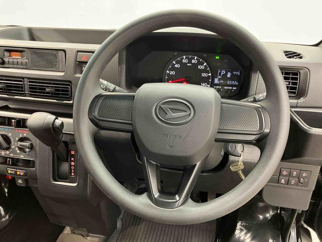 ハイゼットカーゴＤＸ衝突被害軽減システム　左右スライドドア　クリアランスソナー　オートライト　オートハイビーム（高知県）の中古車