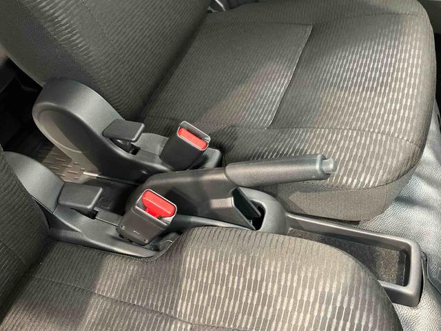 ハイゼットカーゴＤＸ衝突被害軽減システム　左右スライドドア　クリアランスソナー　オートライト　オートハイビーム（高知県）の中古車