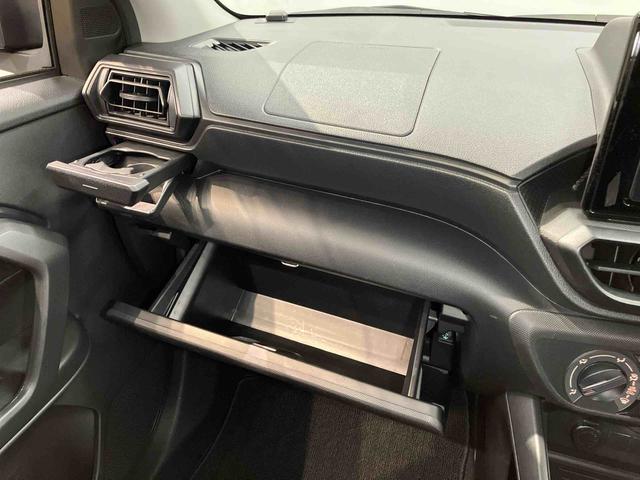 ロッキーＬ９インチナビ　ＵＳＢ入力端子　Ｂｌｕｅｔｏｏｔｈ接続　ドラレコ　後方カメラ　ＥＴＣ　ＬＥＤヘッドライト　オートライト　オートハイビーム　クリアランスソナー　キーフリー　衝突被害軽減システム（高知県）の中古車