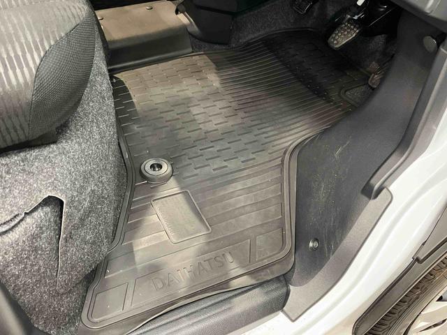 ハイゼットカーゴクルーズ衝突被害軽減システム　左右スライドドア　クリアランスソナー　オートライト　オートハイビーム　キーフリー（高知県）の中古車