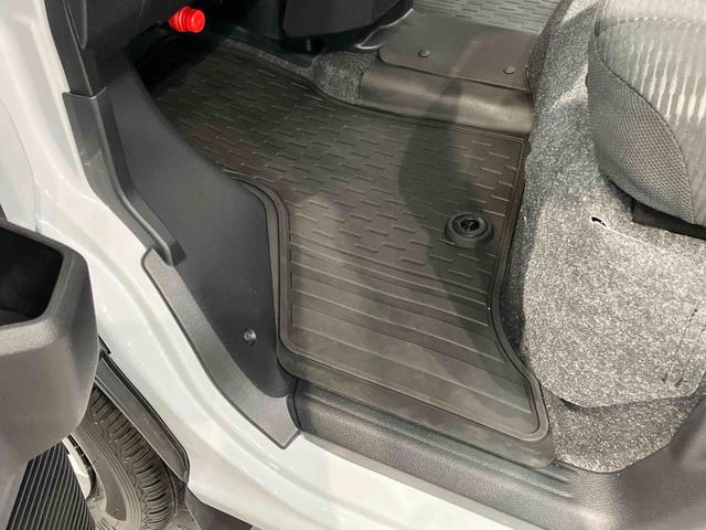 ハイゼットカーゴクルーズ衝突被害軽減システム　左右スライドドア　クリアランスソナー　オートライト　オートハイビーム　キーフリー（高知県）の中古車