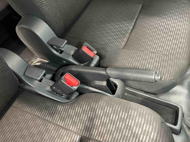 ハイゼットカーゴＤＸＣＤチューナー　ＵＳＢ入力端子　Ｂｌｕｅｔｏｏｔｈ接続　衝突被害軽減システム　左右スライドドア　クリアランスソナー　オートライト　オートハイビーム（高知県）の中古車