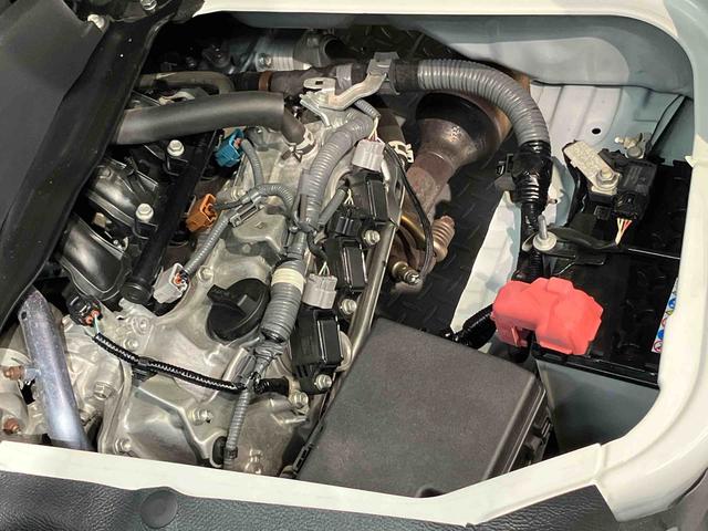 ハイゼットカーゴＤＸＣＤチューナー　ＵＳＢ入力端子　Ｂｌｕｅｔｏｏｔｈ接続　衝突被害軽減システム　左右スライドドア　クリアランスソナー　オートライト　オートハイビーム（高知県）の中古車