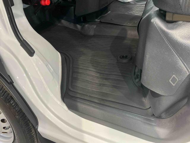 ハイゼットカーゴＤＸＣＤチューナー　衝突被害軽減システム　左右スライドドア　クリアランスソナー　オートライト　オートハイビーム（高知県）の中古車