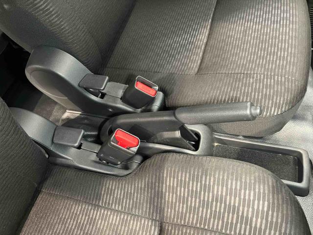 ハイゼットカーゴＤＸＣＤチューナー　衝突被害軽減システム　左右スライドドア　クリアランスソナー　オートライト　オートハイビーム（高知県）の中古車