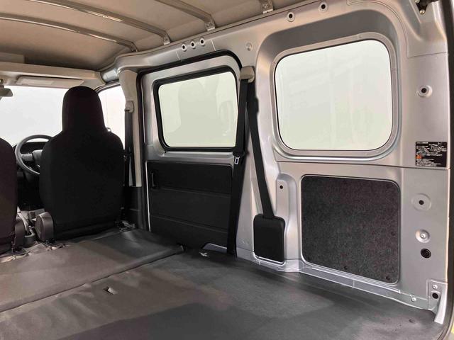 ハイゼットカーゴＤＸ衝突被害軽減システム　左右スライドドア　クリアランスソナー　ＬＥＤヘッドライト　オートライト　オートハイビーム（高知県）の中古車