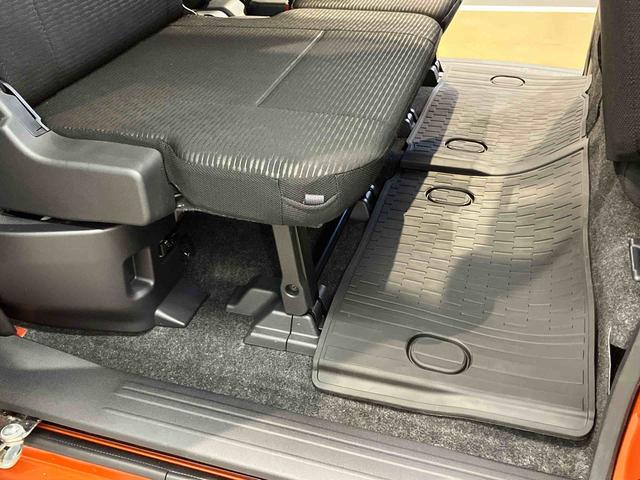 ハイゼットカーゴクルーズ衝突被害軽減システム　左右スライドドア　クリアランスソナー　オートライト　オートハイビーム　キーフリー（高知県）の中古車