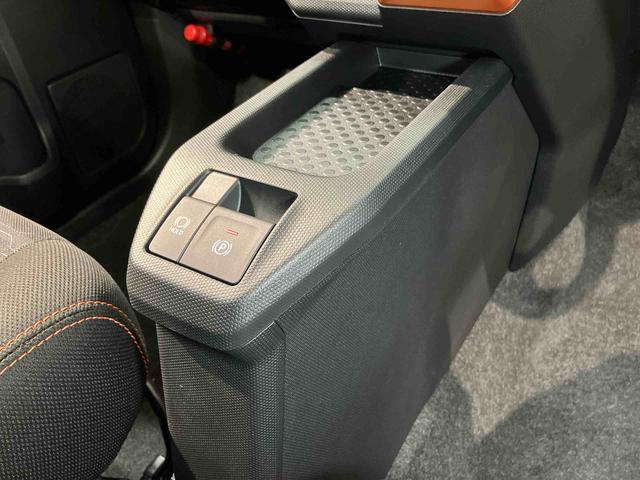 タフトＧ　ｅｃｏ　ＩＤＬＥ非装着車後方カメラ　前席シートヒーター　キーフリー　衝突被害軽減システム　クリアランスソナー　ＬＥＤヘッドライト　オートライト　オートハイビーム（高知県）の中古車