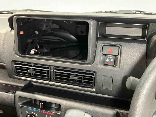 ハイゼットカーゴＤＸ衝突被害軽減システム　左右スライドドア　クリアランスソナー　オートライト　オートハイビーム（高知県）の中古車