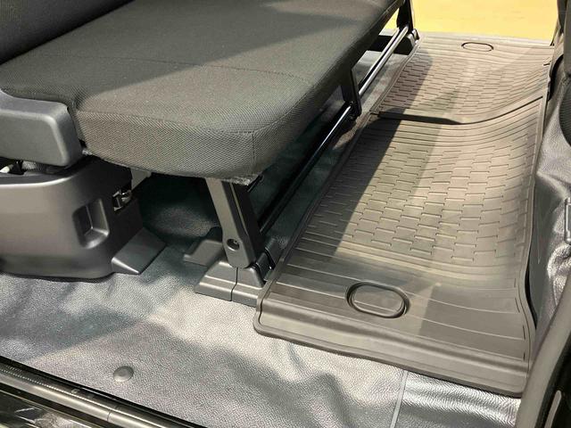 ハイゼットカーゴＤＸ衝突被害軽減システム　左右スライドドア　クリアランスソナー　オートライト　オートハイビーム（高知県）の中古車