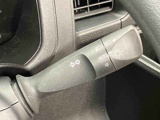 ハイゼットカーゴＤＸＣＤチューナー　ＵＳＢ入力端子　Ｂｌｕｅｔｏｏｔｈ接続　衝突被害軽減システム　左右スライドドア　クリアランスソナー　オートライト　オートハイビーム（高知県）の中古車