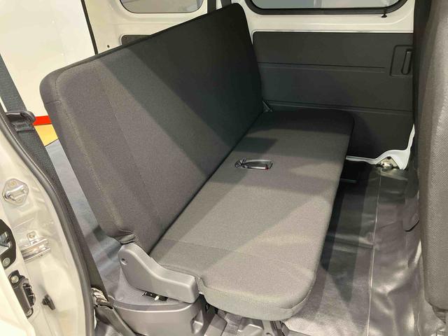 ハイゼットカーゴＤＸＣＤチューナー　ＵＳＢ入力端子　Ｂｌｕｅｔｏｏｔｈ接続　衝突被害軽減システム　左右スライドドア　クリアランスソナー　オートライト　オートハイビーム（高知県）の中古車