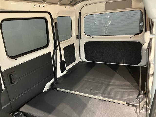 ハイゼットカーゴＤＸＣＤチューナー　ＵＳＢ入力端子　Ｂｌｕｅｔｏｏｔｈ接続　衝突被害軽減システム　左右スライドドア　クリアランスソナー　オートライト　オートハイビーム（高知県）の中古車