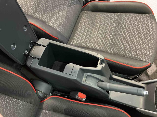 ロッキーＧディスプレイオーディオ　ドラレコ　全方位カメラ　ＵＳＢ入力端子　Ｂｌｕｅｔｏｏｔｈ接続　ＥＴＣ　前席シートヒーター　キーフリー　衝突被害軽減システム　クリアランスソナー　ＬＥＤヘッドライト（高知県）の中古車