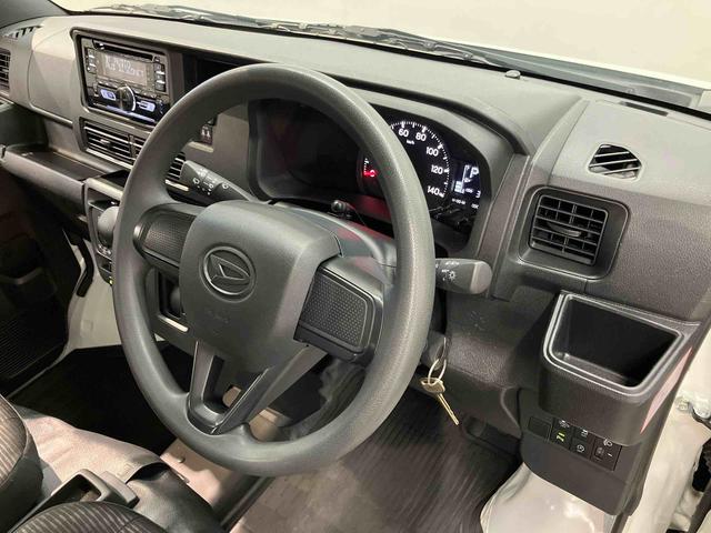 ハイゼットカーゴＤＸＣＤチューナー　ＵＳＢ入力端子　Ｂｌｕｅｔｏｏｔｈ接続　衝突被害軽減システム　左右スライドドア　クリアランスソナー　オートライト　オートハイビーム（高知県）の中古車