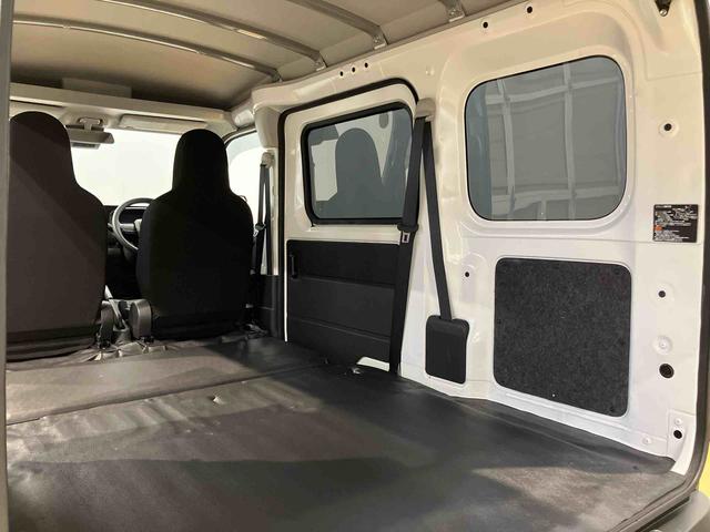 ハイゼットカーゴＤＸＣＤチューナー　ＵＳＢ入力端子　Ｂｌｕｅｔｏｏｔｈ接続　衝突被害軽減システム　左右スライドドア　クリアランスソナー　オートライト　オートハイビーム（高知県）の中古車