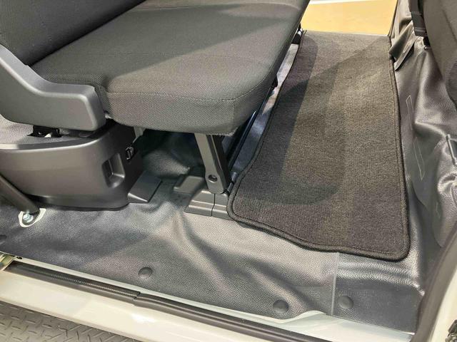 ハイゼットカーゴＤＸラジオ　衝撃被害軽減システム　左右スライドドア　オートハイビーム　オートライト　クリアランスソナー（高知県）の中古車