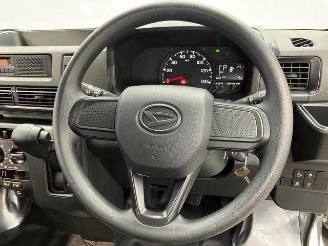 ハイゼットカーゴＤＸ衝突被害軽減システム　左右スライドドア　クリアランスソナー　ＬＥＤヘッドライト　オートライト　オートハイビーム（高知県）の中古車