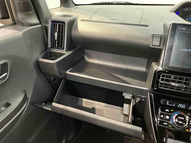 タントカスタムＲＳディスプレイオーディオ　後方カメラ　ＵＳＢ入力端子　Ｂｌｕｅｔｏｏｔｈ接続　ＨＤＭＩ入力端子　ＥＴＣ　アダプティブクルーズコントロール　前席シートヒーター　衝突被害軽減システム　左右電動スライドドア（高知県）の中古車