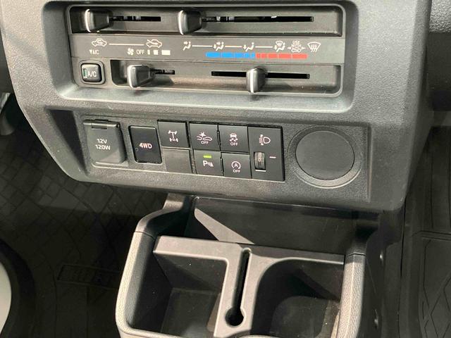 ハイゼットトラックスタンダード　農用スペシャル　４ＷＤオートライト　オートハイビーム　クリアランスソナー　衝突被害軽減システム　デフロック　荷台作業灯（高知県）の中古車