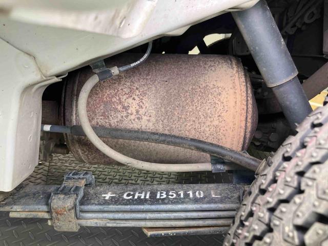 ハイゼットトラックスタンダード　農用スペシャル　４ＷＤオートライト　オートハイビーム　クリアランスソナー　衝突被害軽減システム　デフロック　荷台作業灯（高知県）の中古車