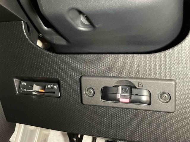 タントカスタムＲＳ９インチナビ　ドラレコ　後方カメラ　ＵＳＢ入力端子　Ｂｌｕｅｔｏｏｔｈ接続　ＥＴＣ　前席シートヒーター　衝突被害軽減システム　左右電動スライドドア　クリアランスソナー　ＬＥＤヘッドライト　オートライト（高知県）の中古車