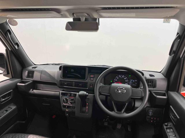 ハイゼットカーゴデッキバンＧ　４ＷＤ衝突被害軽減システム　左右スライドドア　クリアランスソナー　オートライト　オートハイビーム　キーフリー（高知県）の中古車