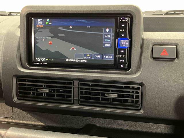 ハイゼットトラックジャンボエクストラ７インチナビ　後方カメラ　ＵＳＢ入力端子　Ｂｌｕｅｔｏｏｔｈ接続　ＥＴＣ　荷台作業灯　キーフリー　衝突被害軽減システム　クリアランスソナー　ＬＥＤヘッドライト　オートライト　オートハイビーム（高知県）の中古車