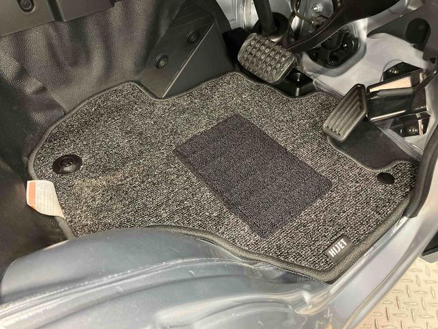 ハイゼットトラックジャンボエクストラ７インチナビ　後方カメラ　ＵＳＢ入力端子　Ｂｌｕｅｔｏｏｔｈ接続　ＥＴＣ　荷台作業灯　キーフリー　衝突被害軽減システム　クリアランスソナー　ＬＥＤヘッドライト　オートライト　オートハイビーム（高知県）の中古車