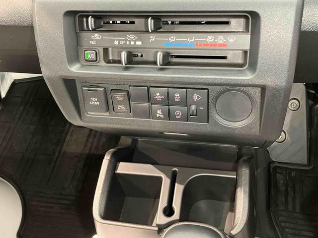 ハイゼットトラックスタンダード　４ＷＤ衝突被害軽減システム　クリアランスソナー　オートライト　オートハイビーム（高知県）の中古車