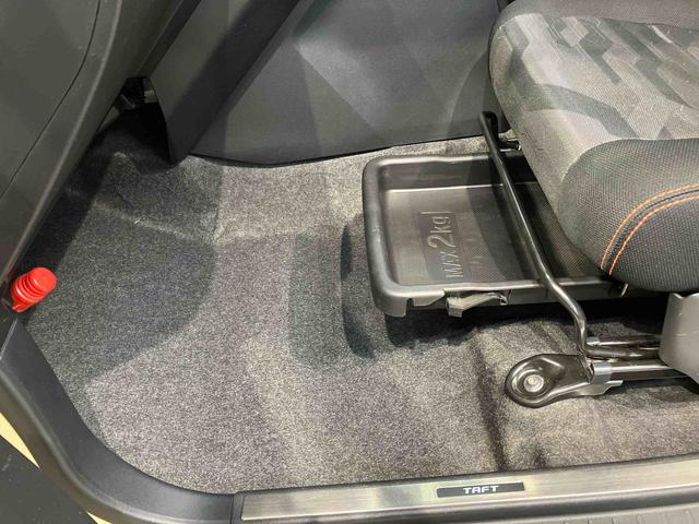 タフトＧ９インチナビ　ドラレコ　後方カメラ　ＵＳＢ入力端子　Ｂｌｕｅｔｏｏｔｈ接続　前席シートヒーター　キーフリー　衝突被害軽減システム　クリアランスソナー　ＬＥＤヘッドライト　オートライト　オートハイビーム（高知県）の中古車