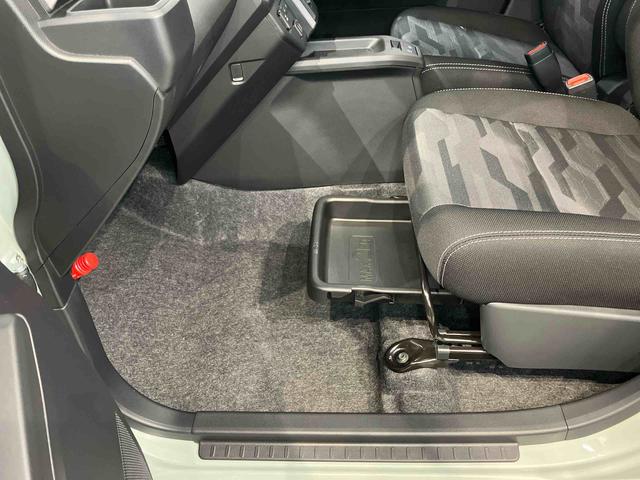 タフトＧ　ダーククロムベンチャーディスプレイオーディオ　後方カメラ　ＵＳＢ入力端子　Ｂｌｕｅｔｏｏｔｈ接続　ＨＤＭＩ入力端子　キーフリー　前席シートヒーター　衝突被害軽減システム　クリアランスソナー　ＬＥＤヘッドライト　オートライト（高知県）の中古車