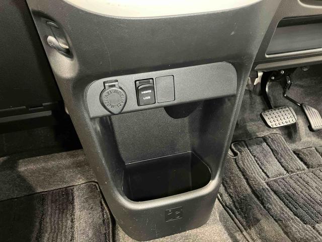 ムーヴキャンバスＧメイクアップＶＳ　ＳＡIII８インチナビ　全方位カメラ　ＵＳＢ入力端子　Ｂｌｕｅｔｏｏｔｈ接続　ＨＤＭＩ入力端子　運転席シートヒーター　キーフリー　衝突被害軽減システム　左右電動スライドドア　ＬＥＤヘッドライト　オートライト（高知県）の中古車