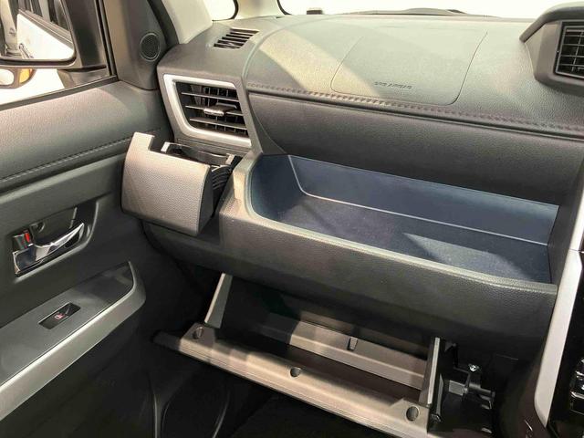 トールカスタムＧ７インチナビ　ドラレコ　全方位カメラ　ＵＳＢ入力端子　Ｂｌｕｅｔｏｏｔｈ接続　ＥＴＣ　キーフリー　衝突被害軽減システム　左右電動スライドドア　クリアランスソナー　ＬＥＤヘッドライト　オートライト（高知県）の中古車