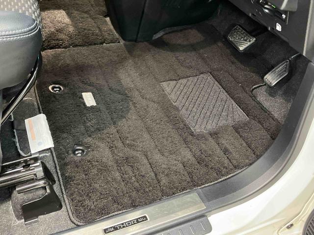 トールカスタムＧ７インチナビ　ドラレコ　全方位カメラ　ＵＳＢ入力端子　Ｂｌｕｅｔｏｏｔｈ接続　ＥＴＣ　キーフリー　衝突被害軽減システム　左右電動スライドドア　クリアランスソナー　ＬＥＤヘッドライト　オートライト（高知県）の中古車