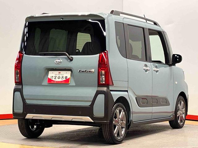 タントファンクロスターボディスプレイオーディオ　後方カメラ　Ｂｌｕｅｔｏｏｔｈ接続　ＵＳＢ入力端子　ＨＤＭＩ入力端子　シートヒーター　キーフリー　衝突被害軽減システム　左右電動スライドドア　ＬＥＤヘッドライト　オートライト（高知県）の中古車