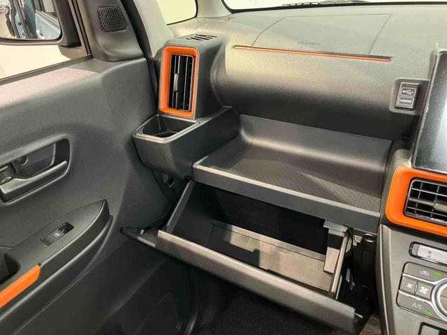 タントファンクロスターボディスプレイオーディオ　後方カメラ　Ｂｌｕｅｔｏｏｔｈ接続　ＵＳＢ入力端子　ＨＤＭＩ入力端子　シートヒーター　キーフリー　衝突被害軽減システム　左右電動スライドドア　ＬＥＤヘッドライト　オートライト（高知県）の中古車