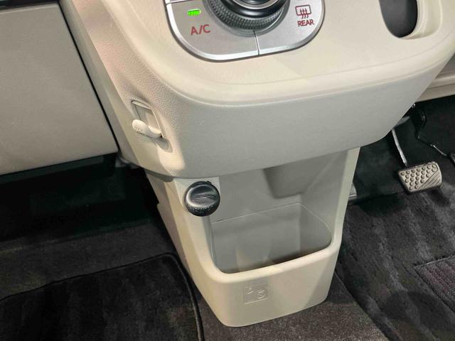 ムーヴＸ　ＳＡIIIＣＤチューナー　ＵＳＢ入力端子　運転席シートヒーター　キーフリー　衝突被害軽減システム　オートライト　オートハイビーム（高知県）の中古車