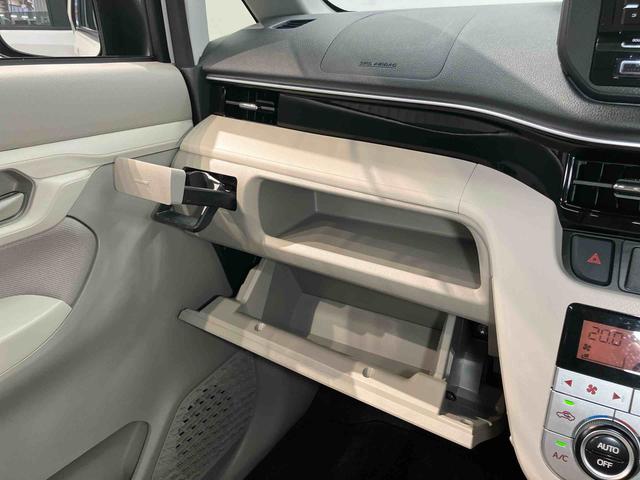 ムーヴＸ　ＳＡIIIＣＤチューナー　ＵＳＢ入力端子　運転席シートヒーター　キーフリー　衝突被害軽減システム　オートライト　オートハイビーム（高知県）の中古車