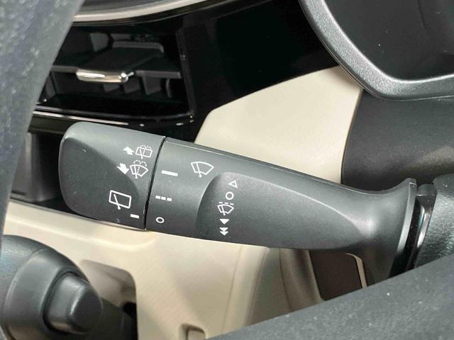 ムーヴＸ　ＳＡIIIＣＤチューナー　ＵＳＢ入力端子　運転席シートヒーター　キーフリー　衝突被害軽減システム　オートライト　オートハイビーム（高知県）の中古車