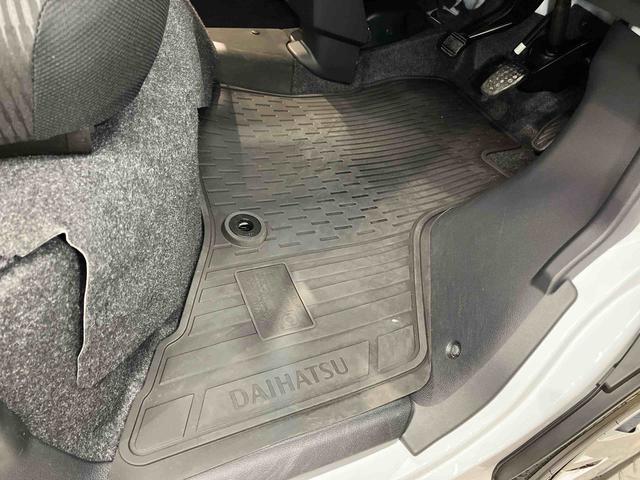 ハイゼットカーゴクルーズ衝突被害軽減システム　左右スライドドア　クリアランスソナー　オートライト　オートハイビーム　キーフリー（高知県）の中古車