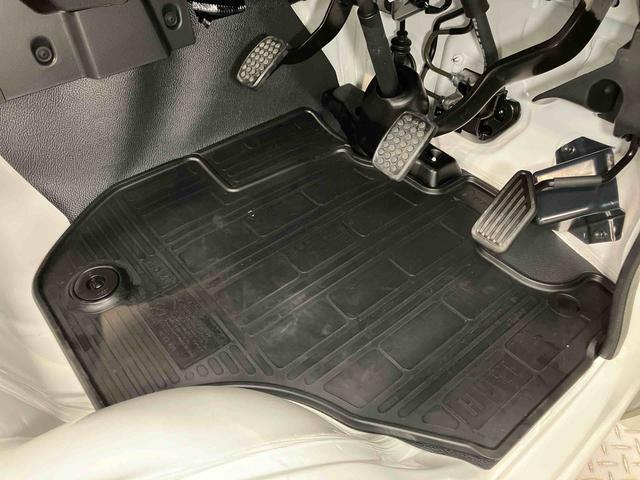 ハイゼットトラックスタンダード　農用スペシャルラジオ　衝突被害軽減システム　荷台作業灯　オートライト　オートハイビーム　デフロック　クリアランスソナー（高知県）の中古車